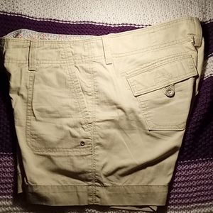 Short pants